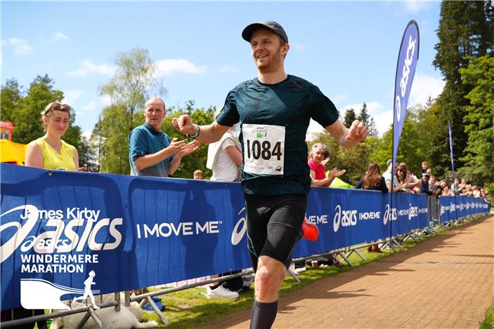 Rob Corney reading runner 2-19